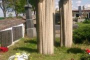 3. den: Pietní akt v Letech u Písku - památník na hřbitově v Mirovicích
